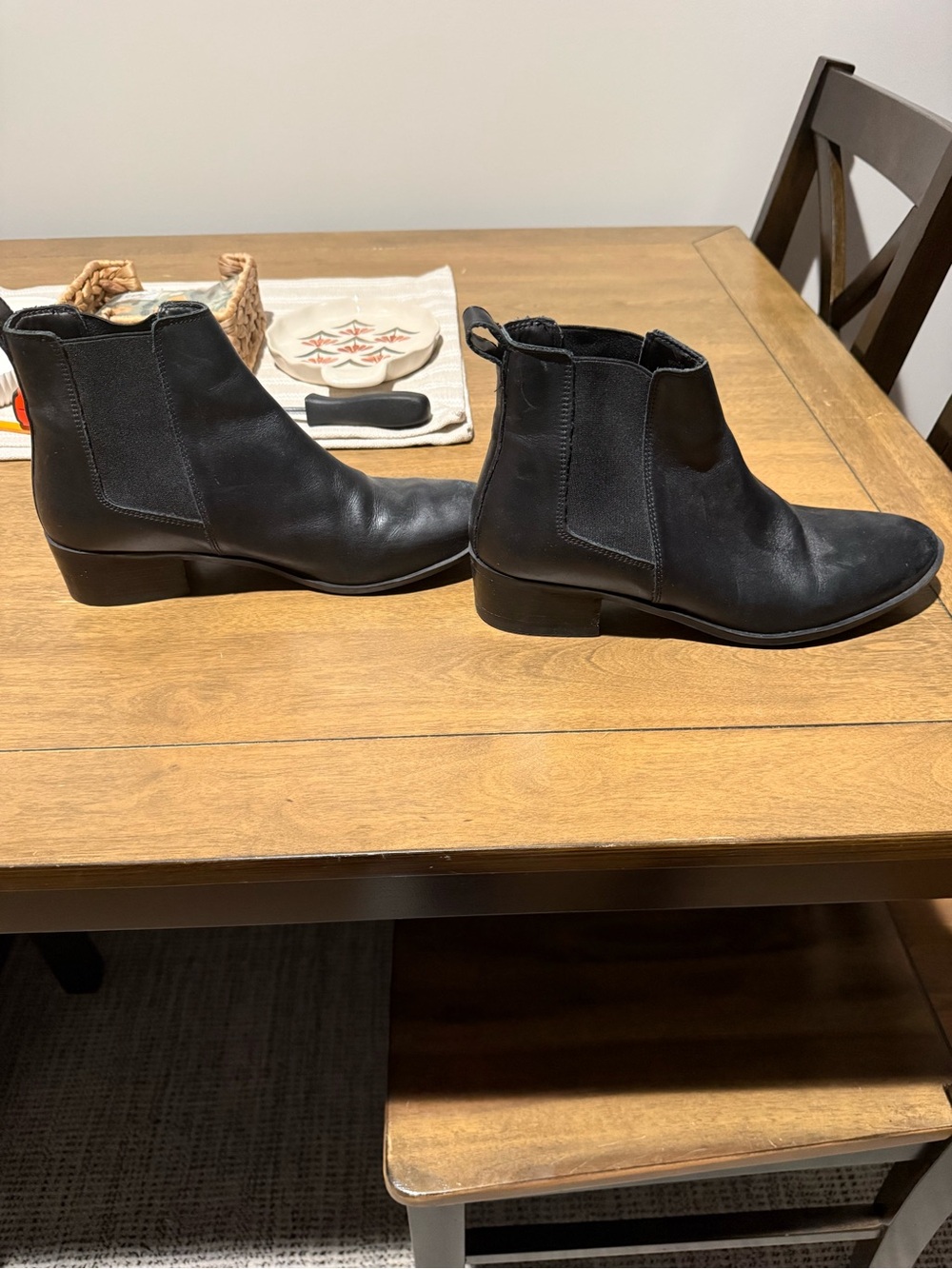 Steve Madden Black Leather Chelsea Ankle Boots W9